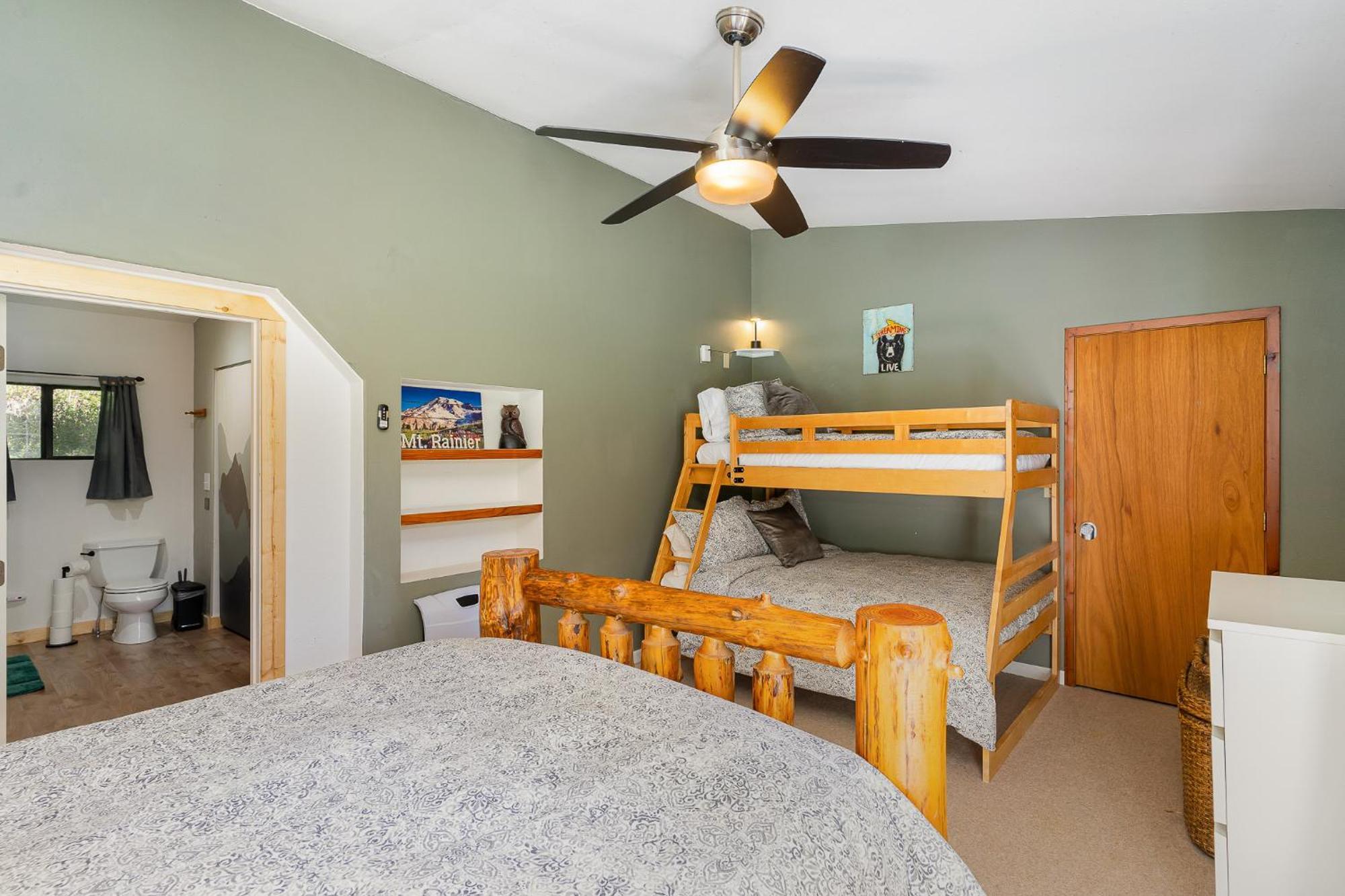 Bear'S Den Hideaway With Hot Tub Villa Ashford Luaran gambar